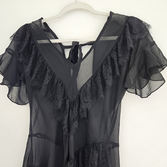 WIDOW Dolls Kill Black Gothic Layered Lace Asymmetric V-Neck Puff Sleeve Dress - Picture 5 of 9